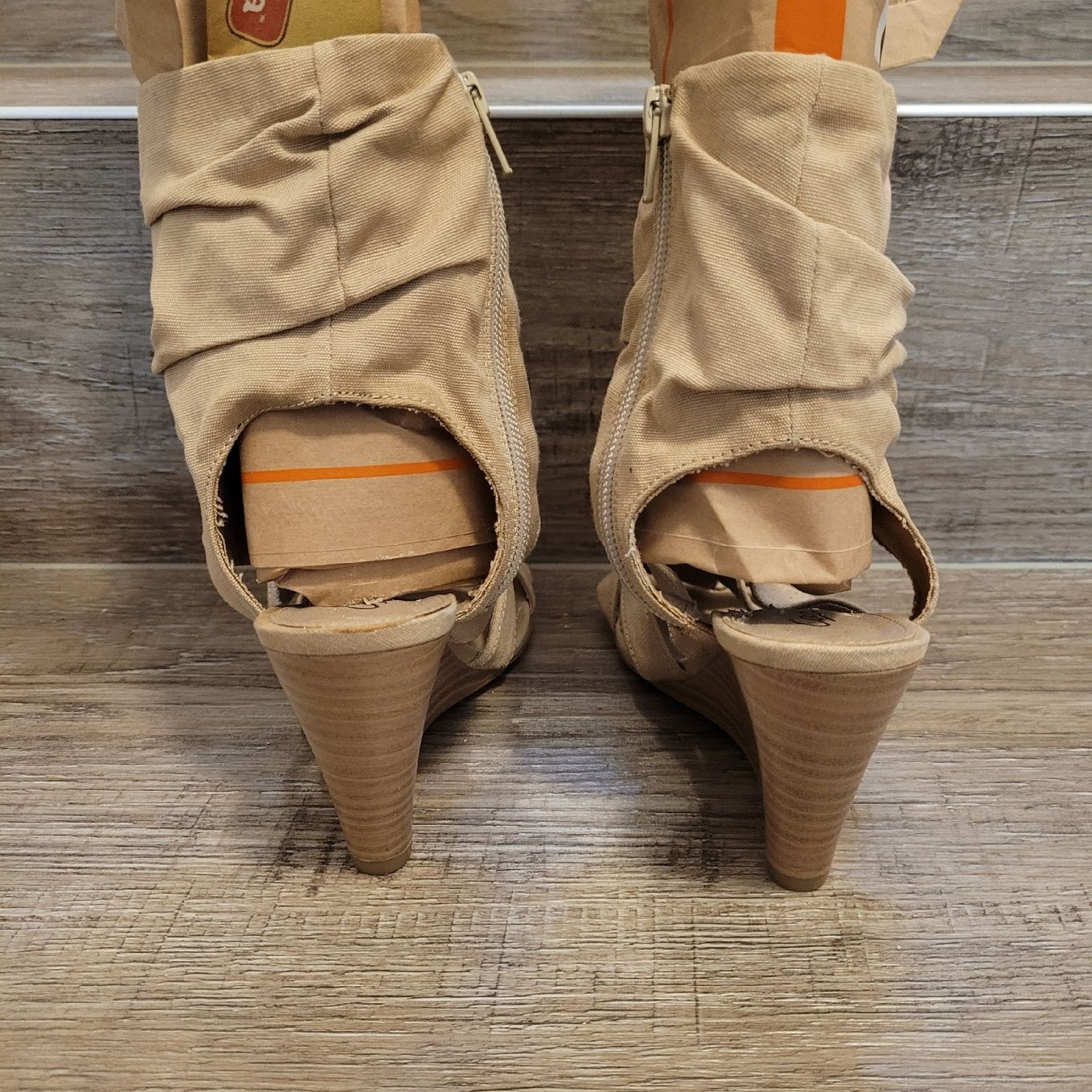Scarpe da donna: Sommer Stiefeletten 37 – Usato da Niederbuchsiten venduto da klengyel 3