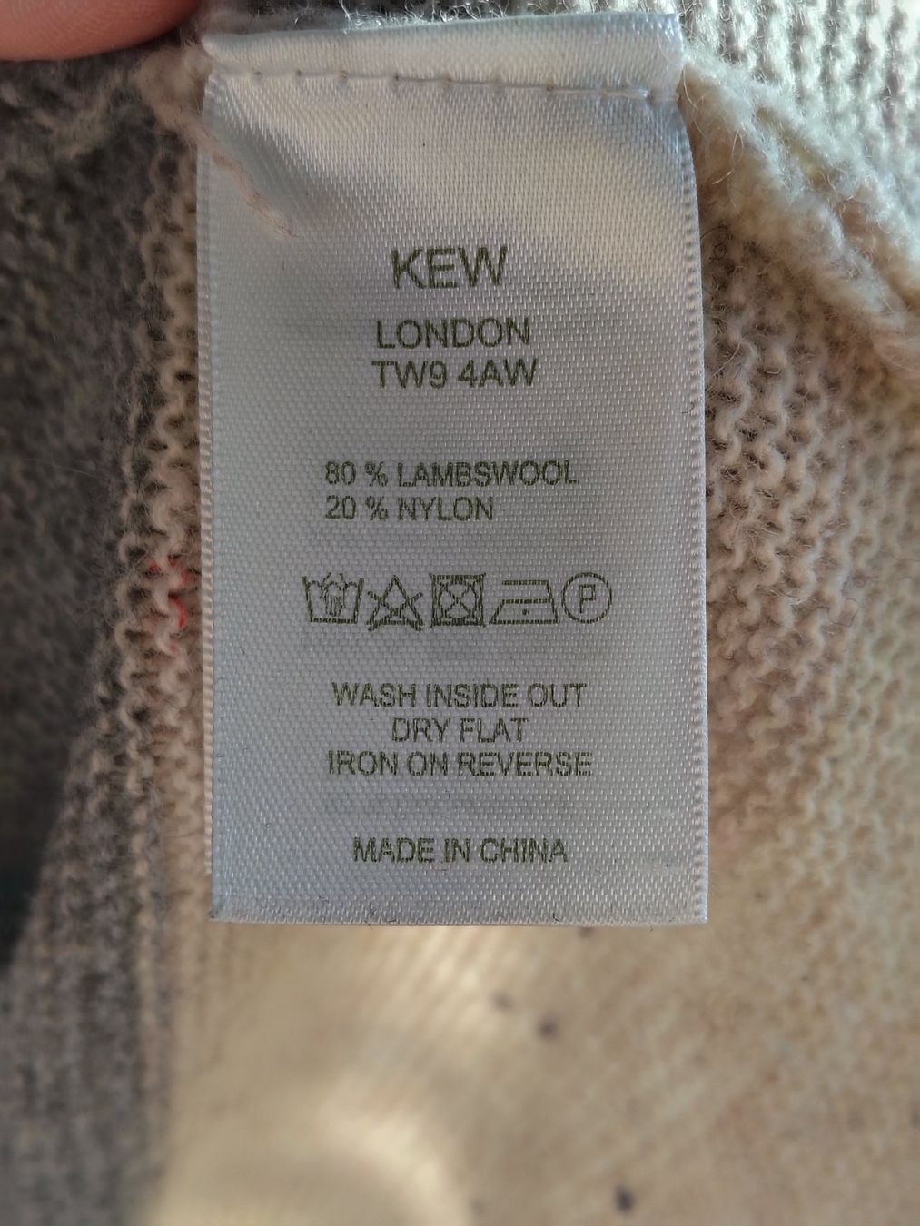 Pulls & Sweat-shirts: Wollpullover (KEW London) – D'occasion à Dättwil AG par dia_6cbv 4