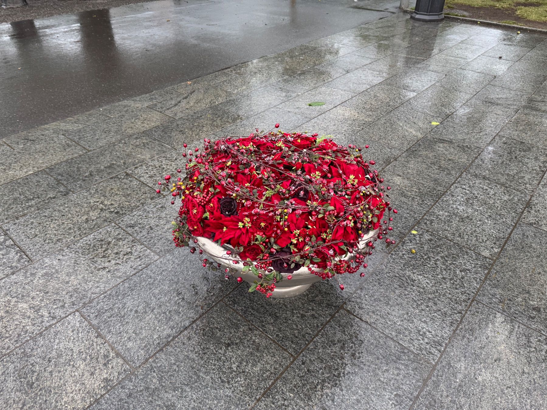 Vasi per fiori: Designer Grosse Topf mit Blumen Lieferung Gratis – Usato da Thun venduto da Thuno6 3