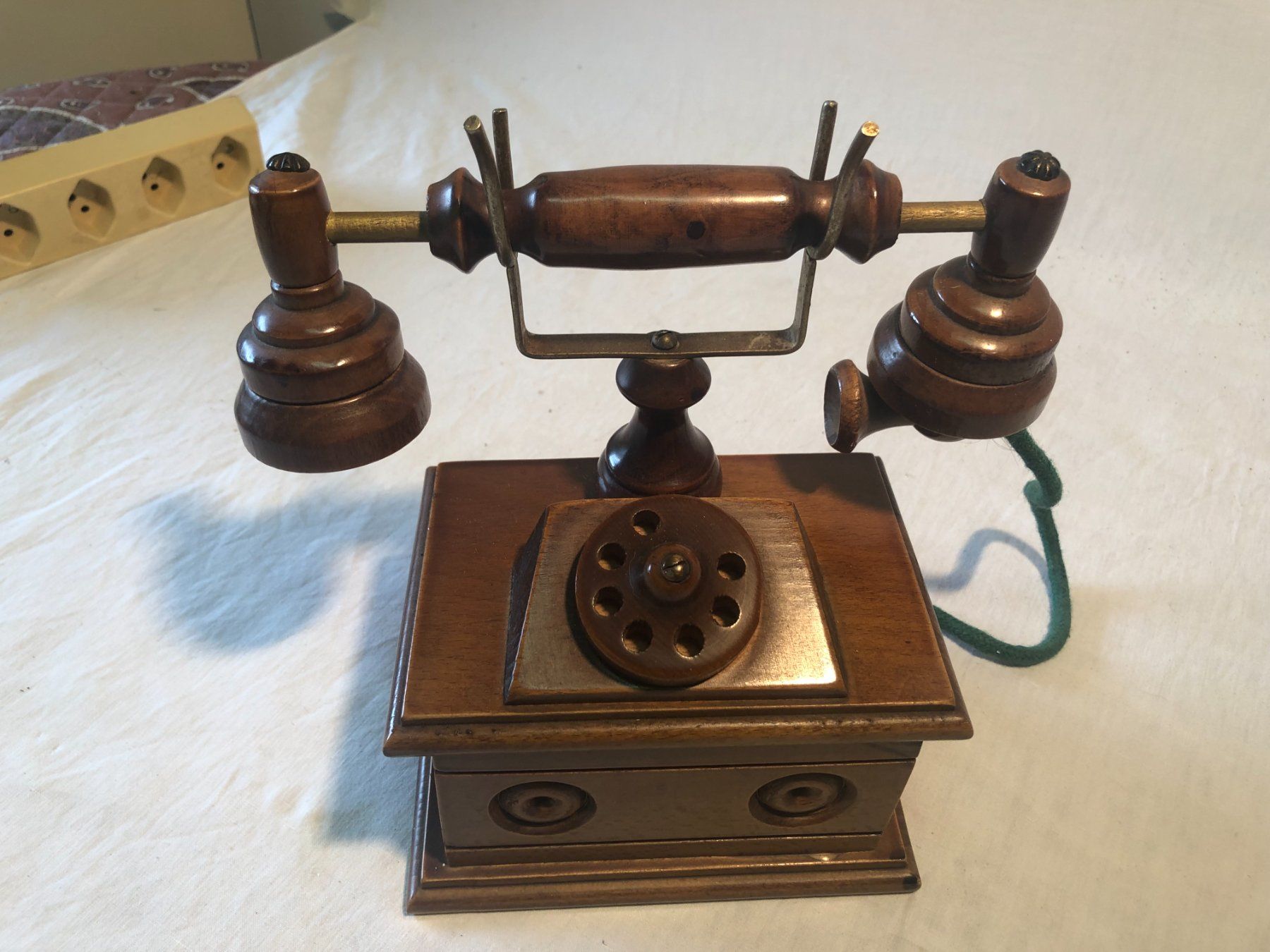 Altro in Decorazioni & Accessori: Boîte téléphone en bois décorative – Usato da Aïre venduto da tas_fq9v 3