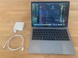 MacBook Pro 13,3" (2018)Touch Bar / i5 / 8Go RAM / SSD 250Go