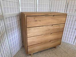 Kommode SKAGEN Wildeiche massiv 90 x 90 cm 4 Schubladen