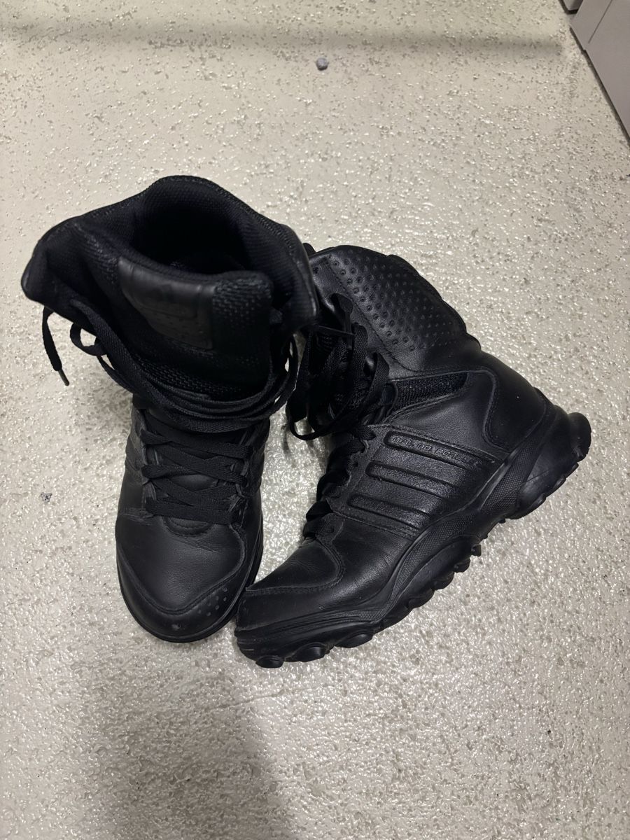 Adidas Scarpe da uomo: Adidas Performance GSG Stiefel Grösse 37.5 – Usato da Oberhofen Thun'see venduto da janine.70