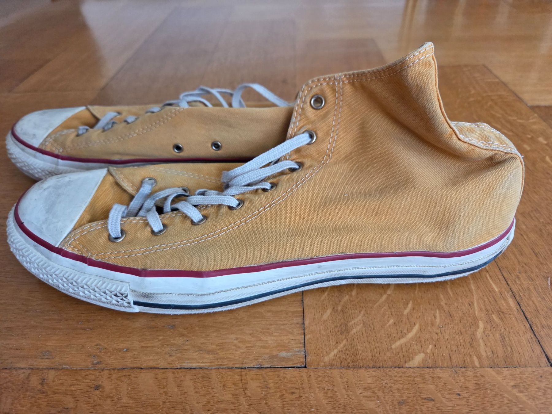 Converse Scarpe da uomo: Converse jaunes 43 – Usato da Martigny venduto da ChrisMonc 2