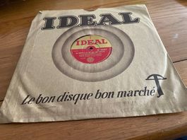 10 ddisques 78 tours avec pochettes
