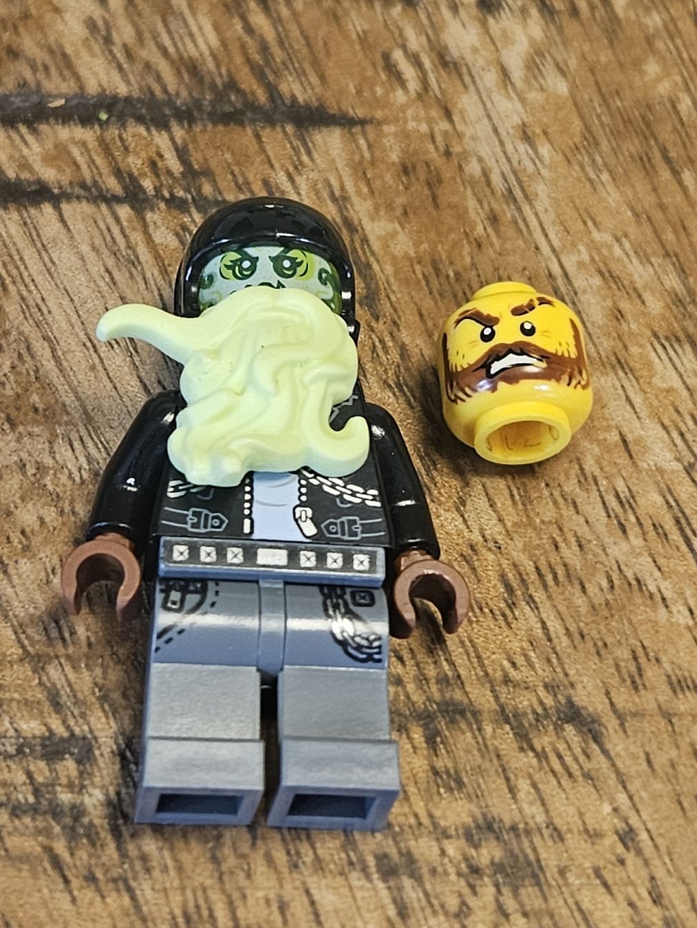 Lego Kit di costruzioni: lego figurine hidden side hs025 Dwayne – Usato da Confignon venduto da Ecrofigs 2