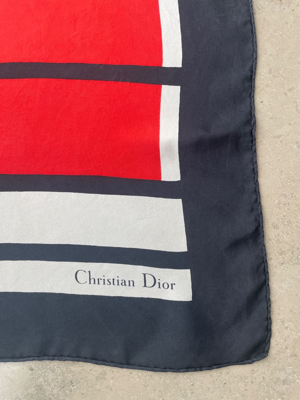 Dior Foulards, Tücher & Schals: Dior Seidenfoulard – Gebraucht aus Thalwil von rasko008 2