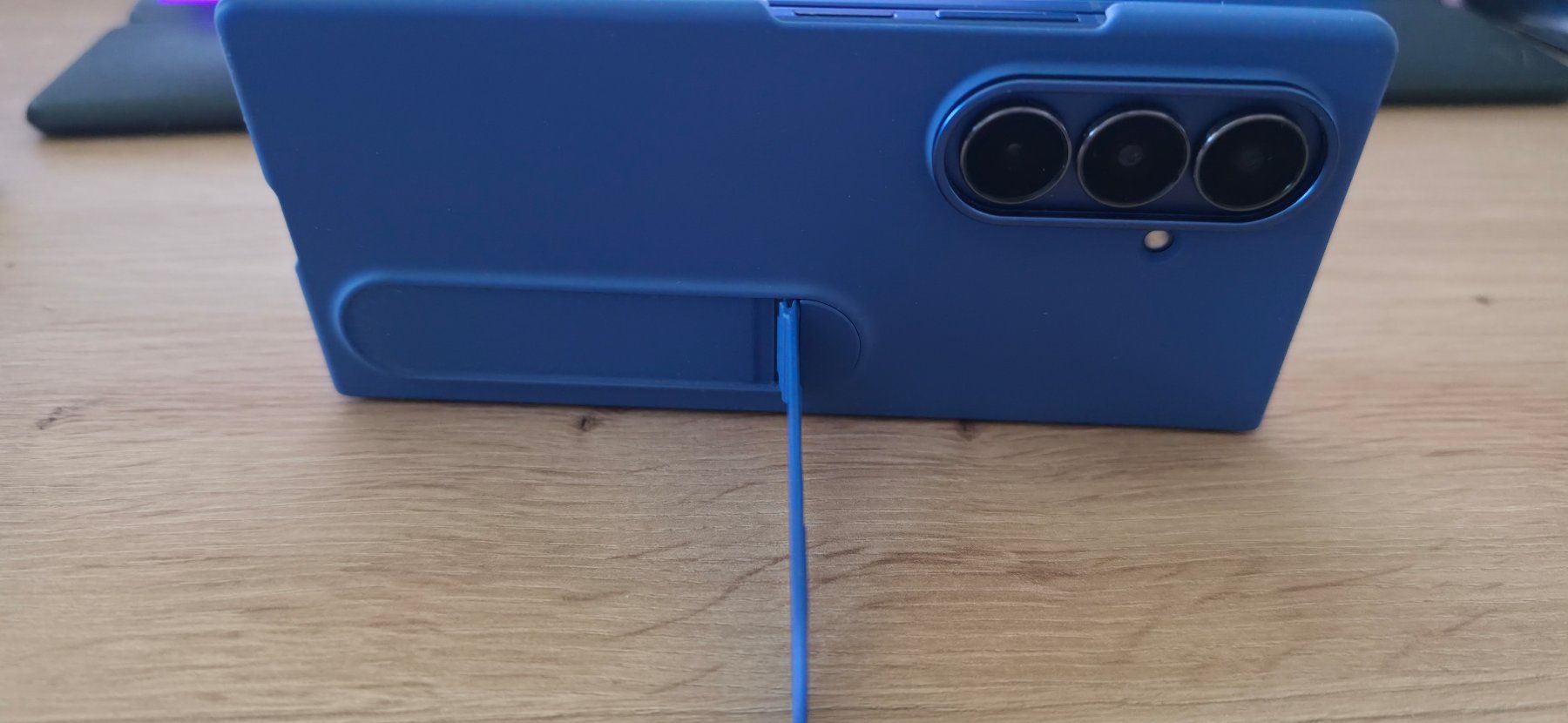 Samsung Telefoni cellulari / Smartphones: Samsung Galaxy Z Fold7 256GB Blue Shadow + Backcase – Nuovo (secondo la descrizione) da Tägerwilen venduto da SilentStorm 6