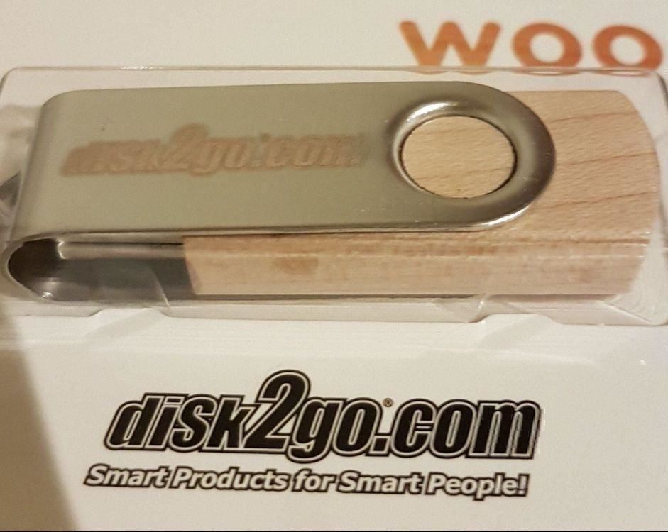 USB Sticks: 16 GB USB Stick aus HOLZ – Neu und originalverpackt aus Zürich von Avd 2