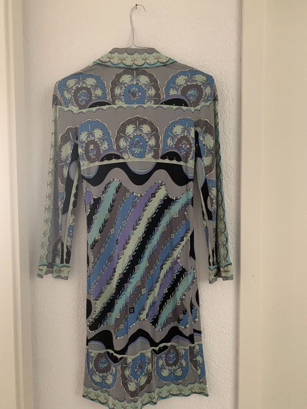 Vestiti: Emilio Pucci – Usato da Lugano venduto da Edera49 4