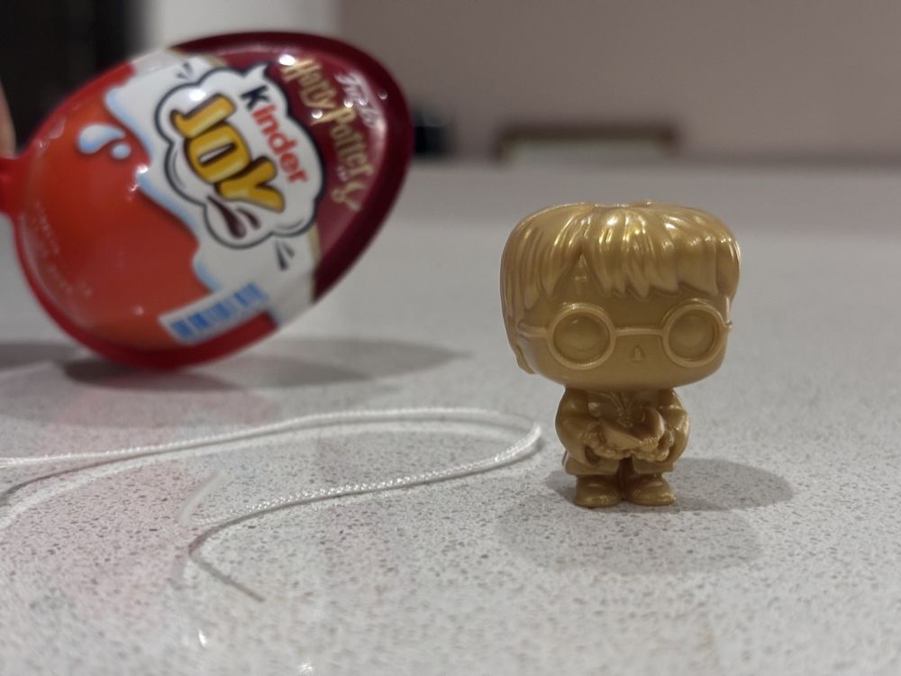Limitierte Goldene Harry Potter Figur aus Kinder Joy | Kaufen auf Ricardo
