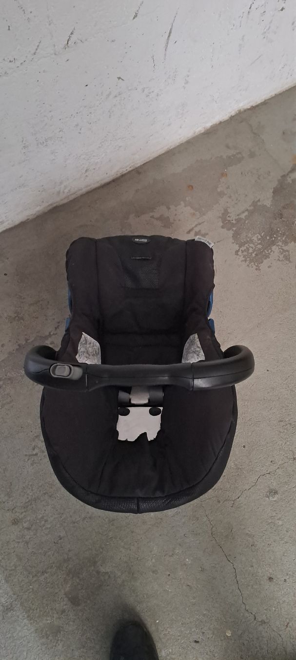 Britax Römer Seggiolini per auto: Römer Babyschale Autositz – Usato da St. Margrethen SG venduto da ibra_ch 1
