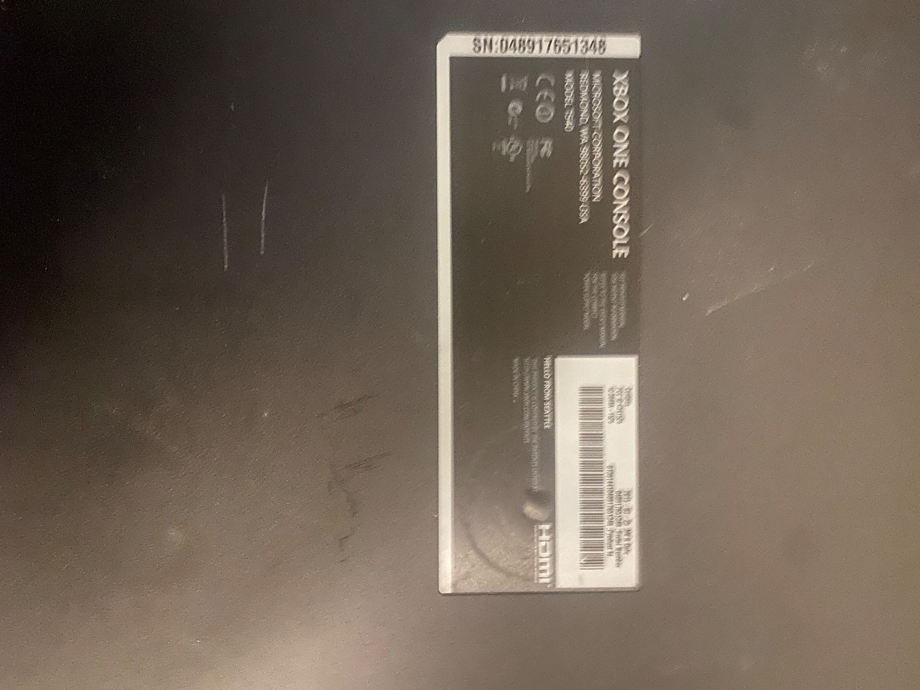 Microsoft Console: Microsoft Xbox One Konsole mit Controller gebraucht – Usato da Zürich venduto da dom_g5nv 1