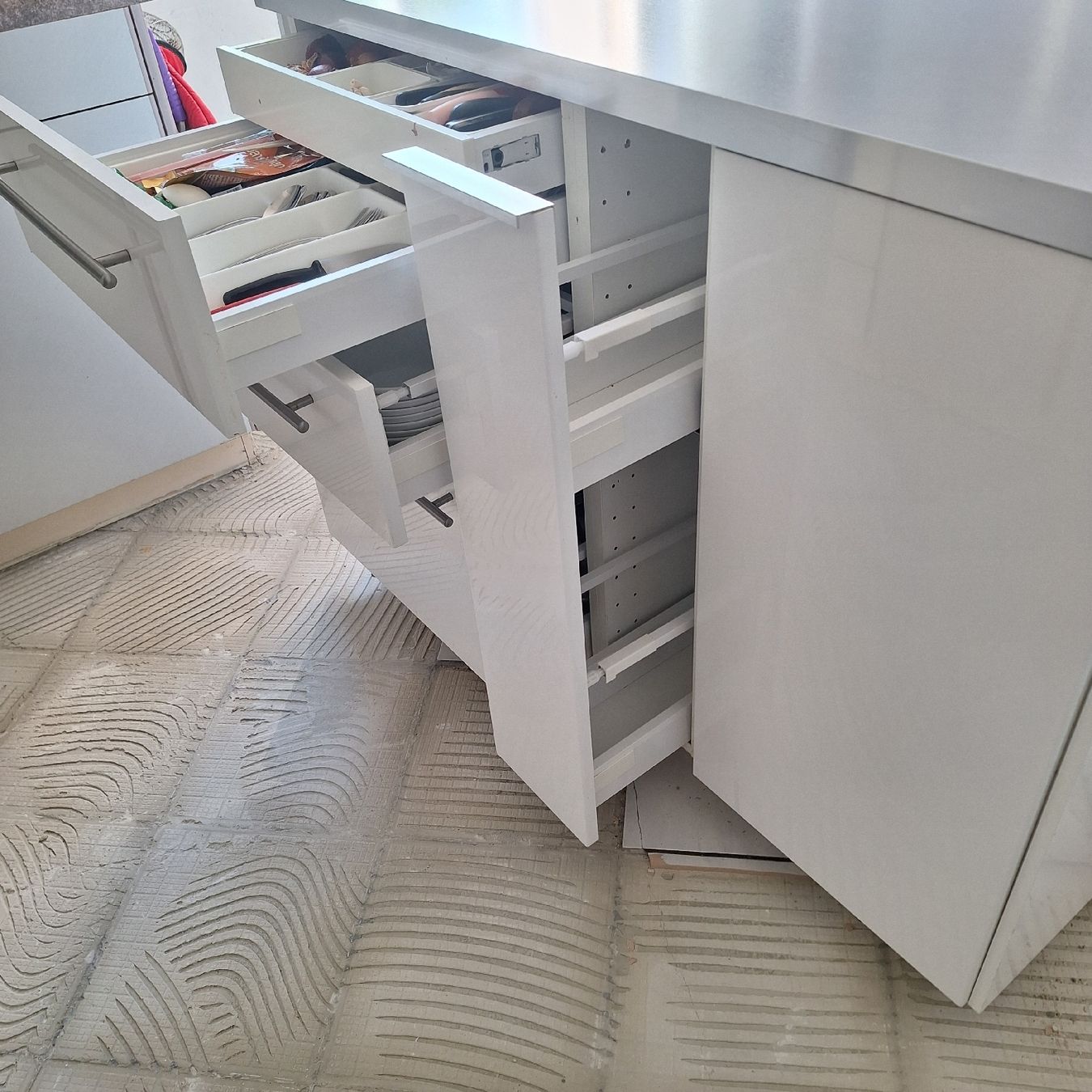 Equipement de magasin & Foires: Küchenmöbel Method – D'occasion à Burgdorf par Max681 1