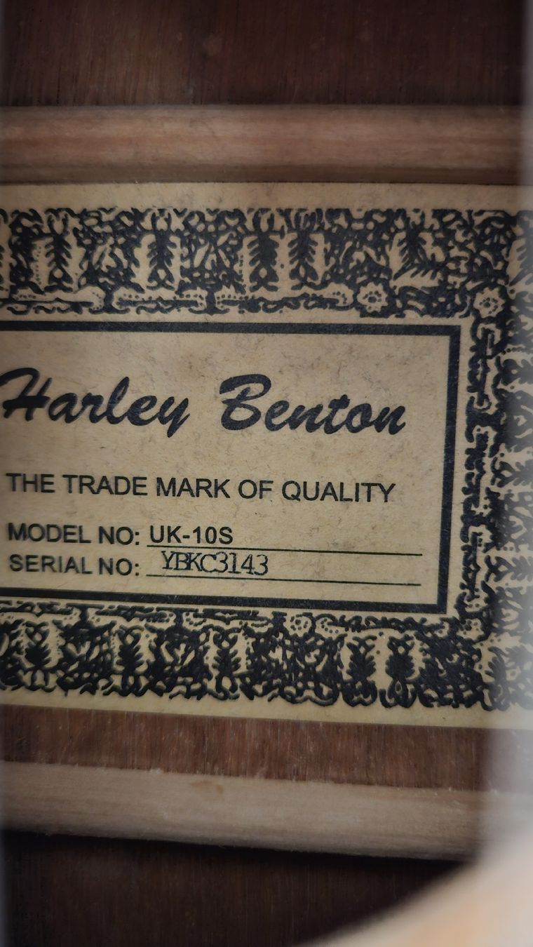 Harley Benton Instruments de musique: ukulele Harley Benton UK-10S – D'occasion à Vevey par Macca 1