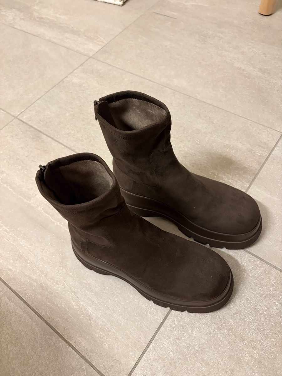 Damenschuhe: Charles & Keith Stiefeletten braun 39/40 – Neu (gemäss Beschreibung) aus Meilen von SabrinaK1992 4