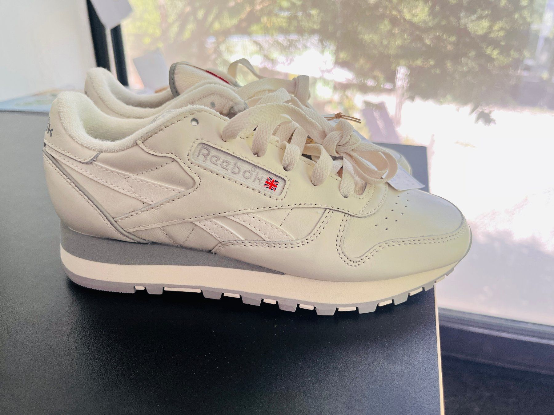 Reebok Scarpe da uomo: Reebok Classic Leather 1983 Vintage – Nuovo e nell'imballaggio originale da Zürich venduto da FloGo86