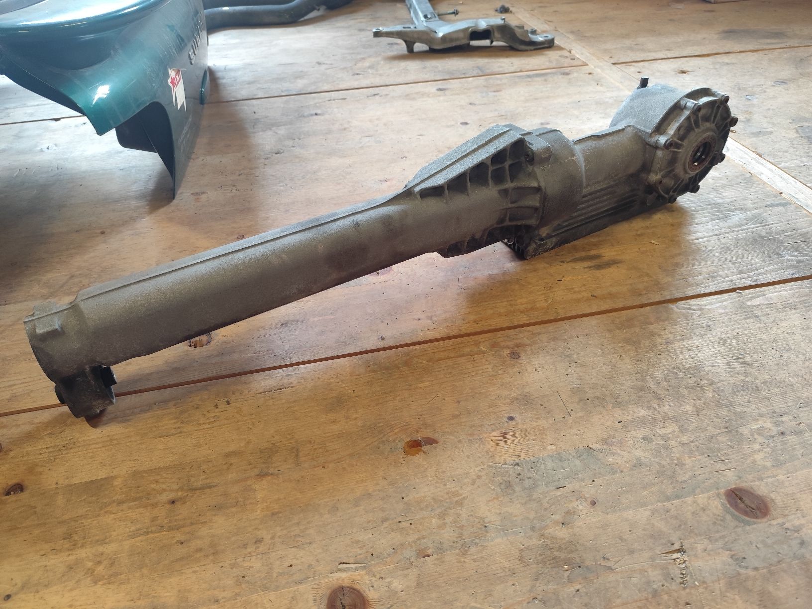 Porsche Tutti pezzi di ricambio auto: Pont avant Porsche 996 – Usato da Chamoson venduto da rom_8rkp