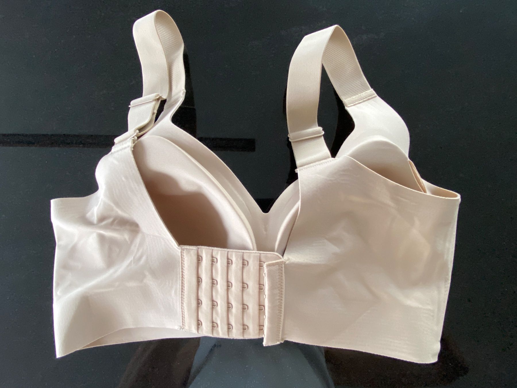 Autres dessous: Velura - drahtloser Jelly BH, M – Neuf avec emballage d'origine à Meisterschwanden par Lapins2019 3