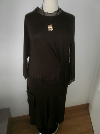 Ensemble t-shirt + longue jupe T. 44