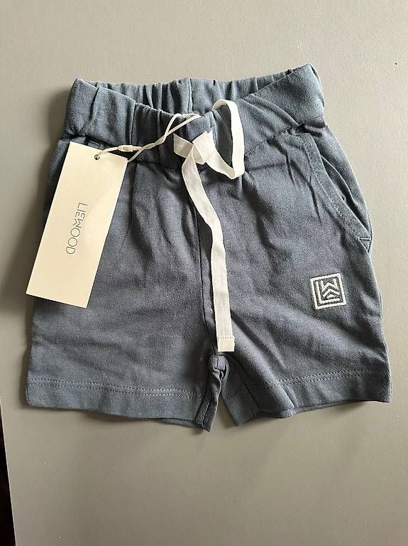 Pantalons: Liewood  bako jersey short – D'occasion à Zürich par sua_8b9h