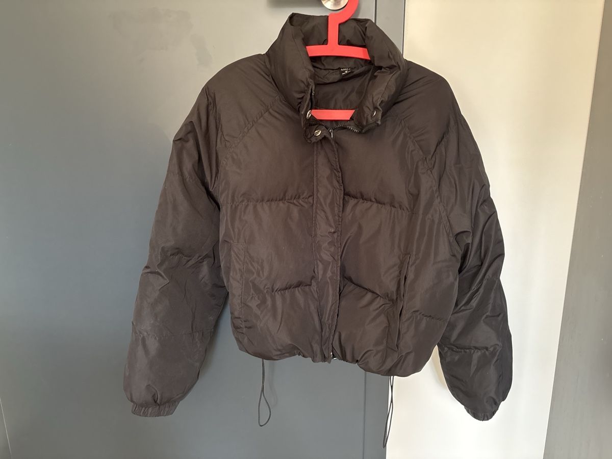 Vestes: Dazy Doudoune noire taille M  – D'occasion à Delémont par Ma_LoU.01