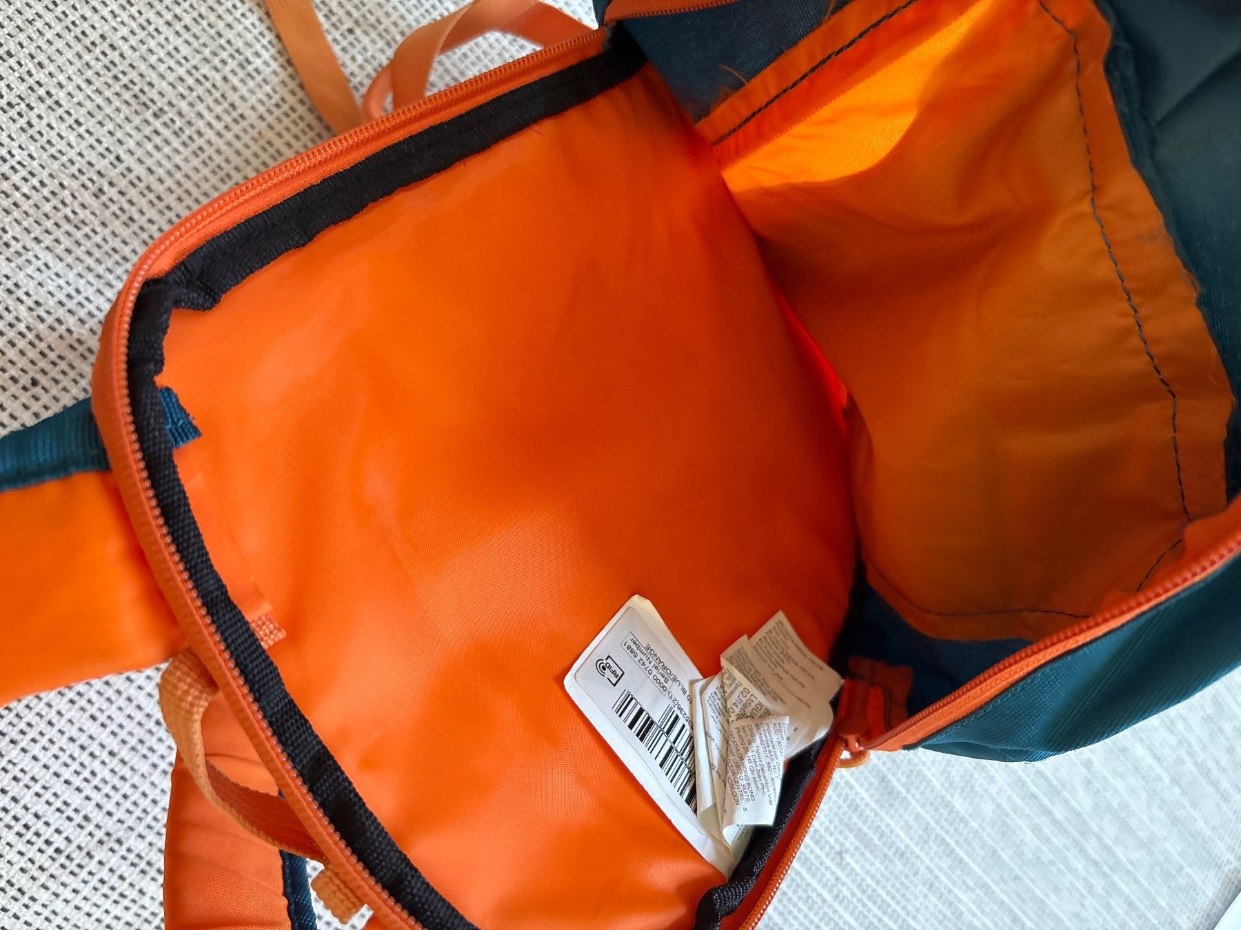 Decathlon Zaini: Quechua Arpenaz 10L Wanderrucksack – Usato da Cham venduto da syl_fs9s 3