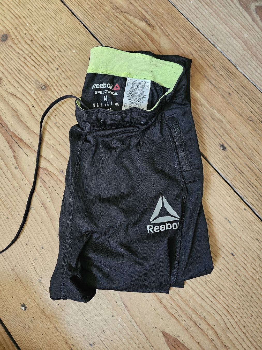 Reebok Leggings: Reebok Speedwick Laufhose, Grösse M, Schwarz – Usato da Winterthur venduto da Svahnen