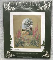 STICKEN FOXGLOVE 20X15CM