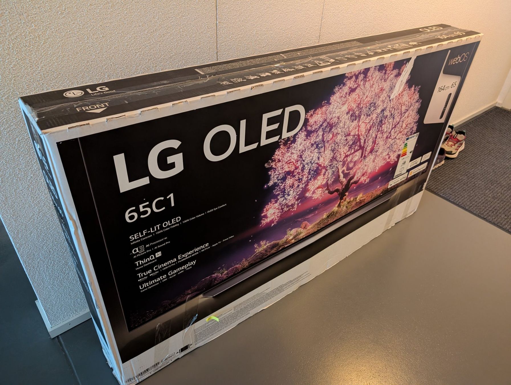LG Televisori: LG OLED C1 65" 4K TV, OVP – Usato da Zürich venduto da dev_oyster 5