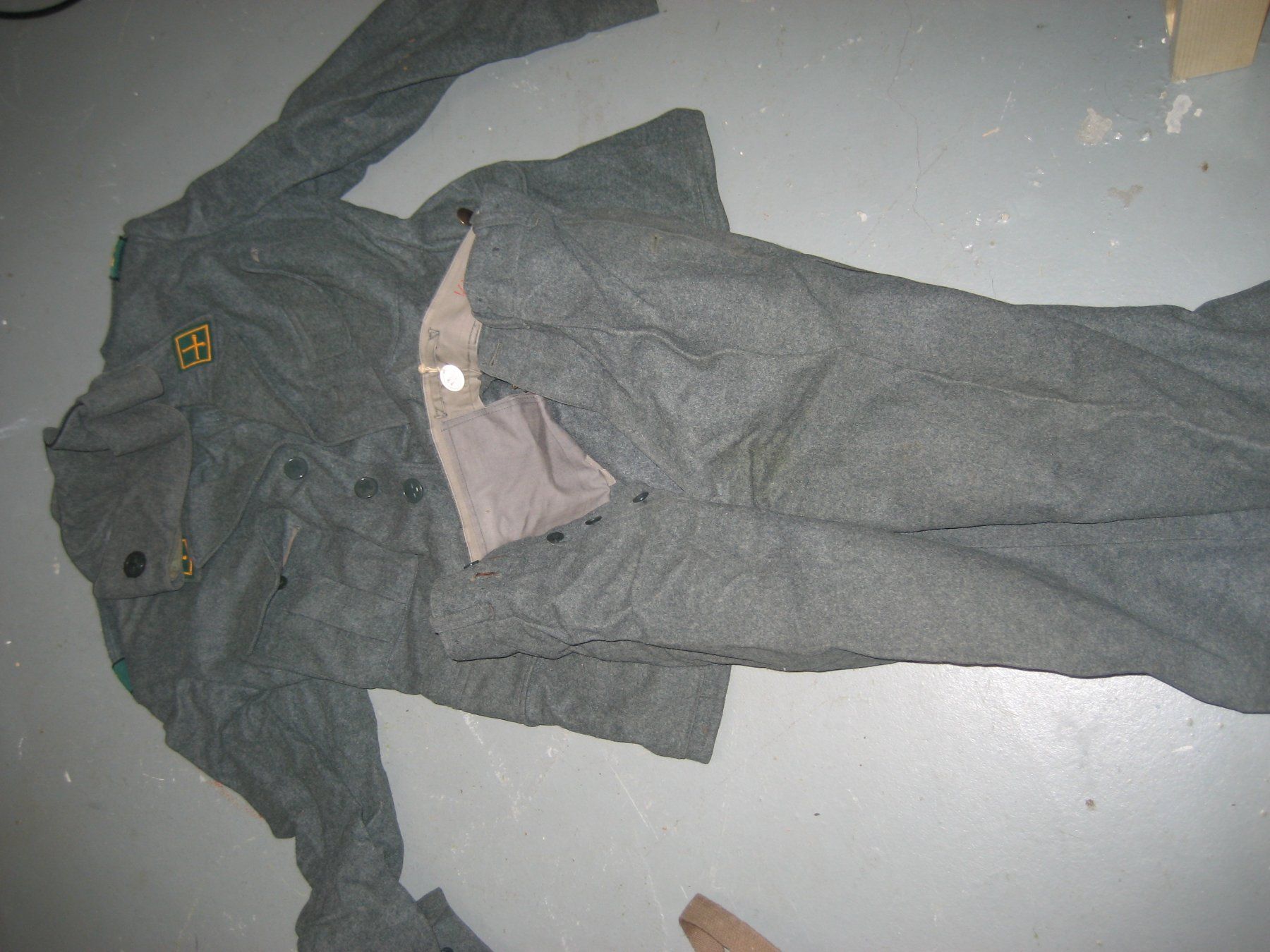 Uniformen: Schweizer Armee Uniform – Gebraucht aus Bischofszell von brauni11