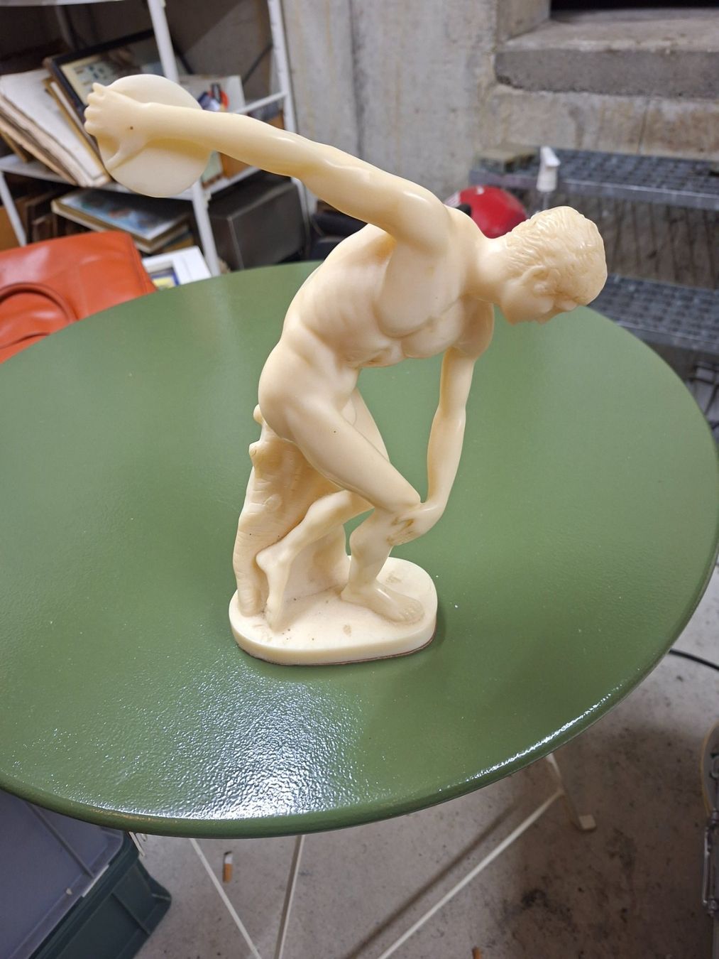 Skulpturen & Statuen: Klassische Diskuswerfer-Figur, Kunstobjekt für Kenner! – Gebraucht aus Schaffhausen von meteor7 4