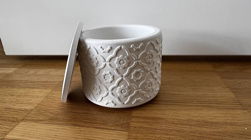 Autres décorations & accessoires: Dose aus Ton weiss – D'occasion à Basel par R__Mueller