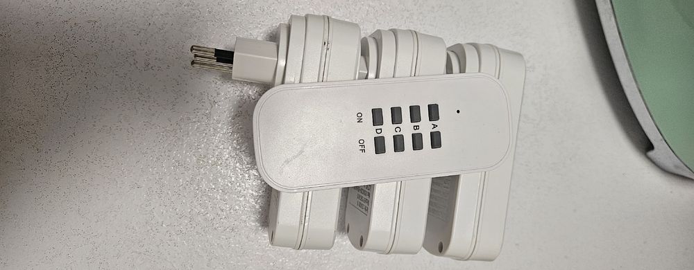 Kit Prise Télécommandée Poly Pool PP1530 Sans Fil - Portée 30 M - Prise 10A 230V + Télécommande