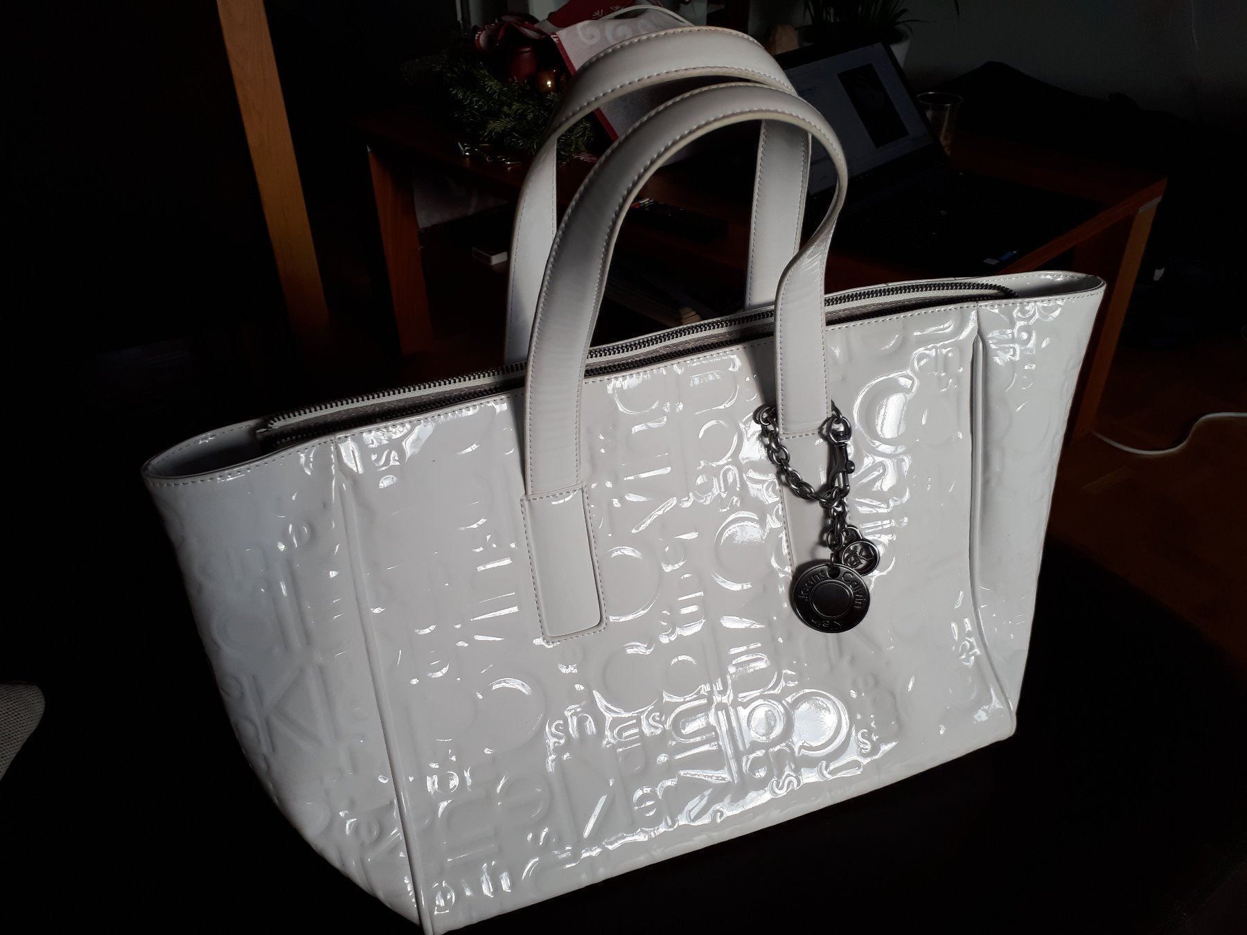 Calvin Klein Borse da donna: Calvin Klein Damenhandtasche – Nuovo e nell'imballaggio originale da Allschwil venduto da mematho 4