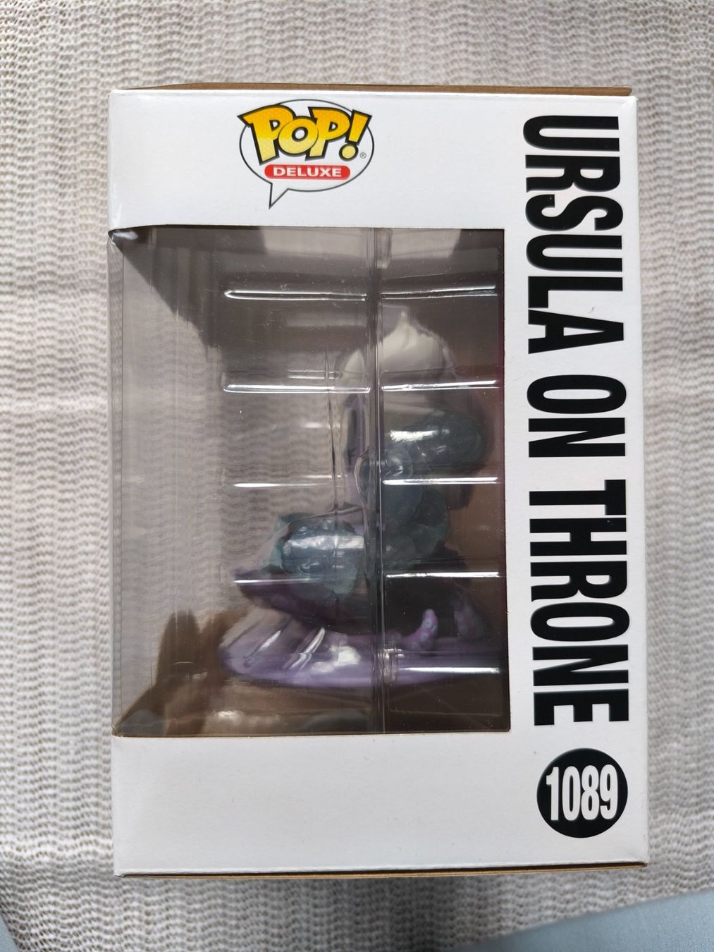 Funko Statuette: Funko Pop Ursula on Throne - Vinyl – Nuovo (secondo la descrizione) da Oberwil i. S. venduto da Smilijoe 2
