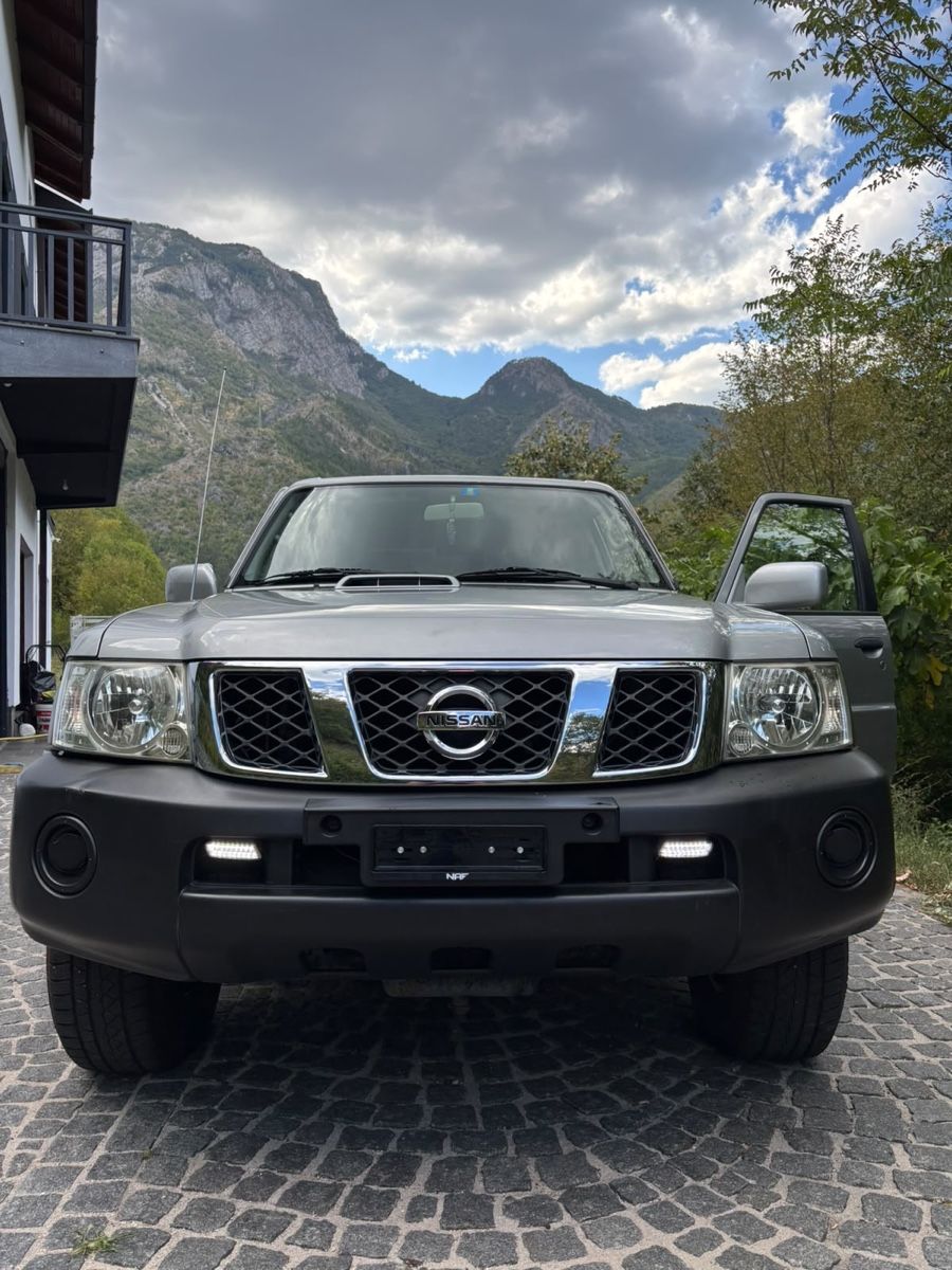 Nissan Automobili: Nissan patrol – Usato da Pratteln venduto da Empe2