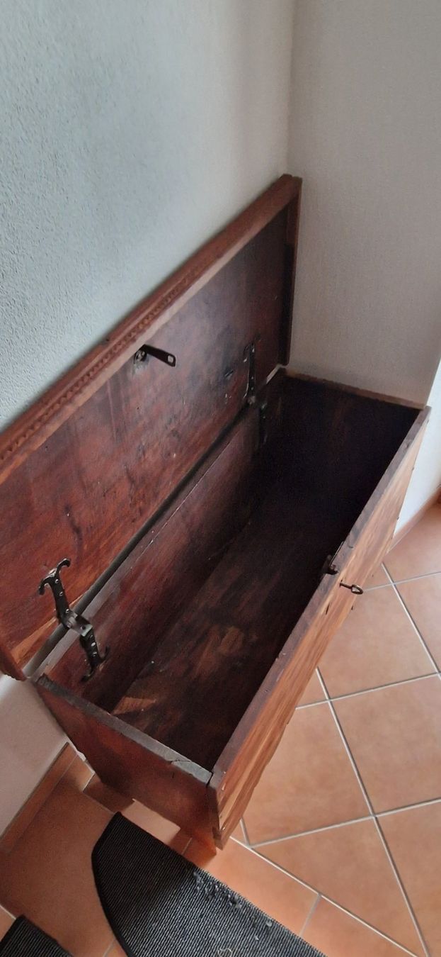 Cassapanche: Cassone/cassonetto – Usato da Agarone venduto da Abrug 3