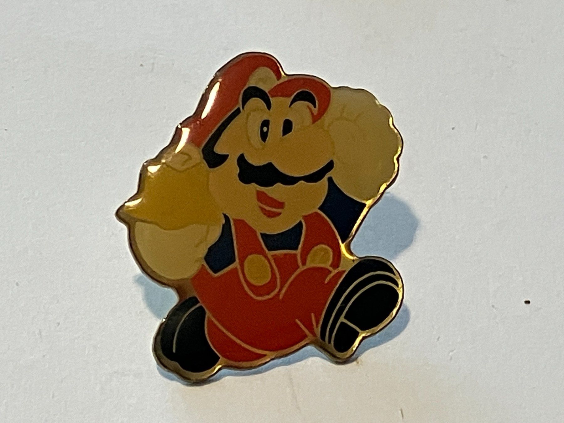 Placchette & Badge: 1 Pin Super Mario – Usato da Basel venduto da djwwpp