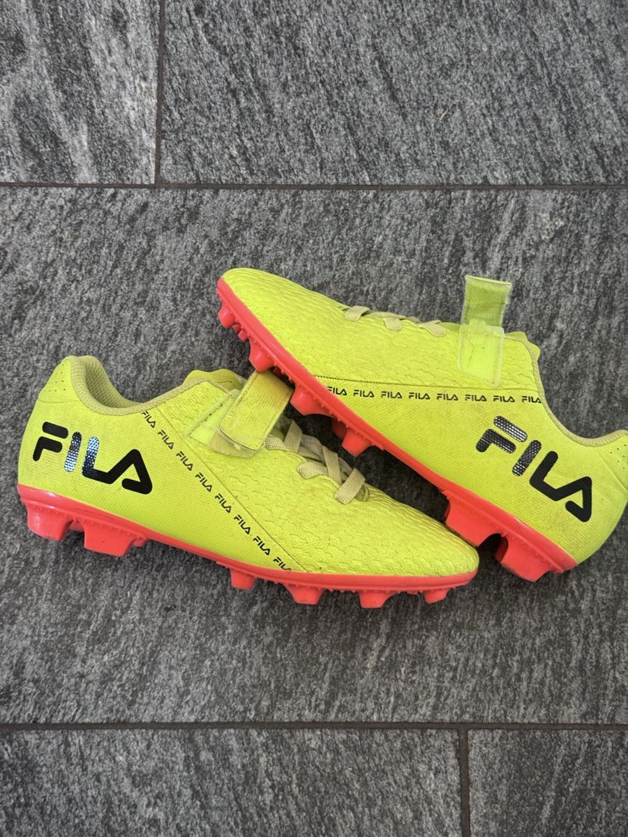 Fila Scarpe per ragazzi: Fila Fussballschuhe 35 – Usato da Wädenswil venduto da dorodi 1