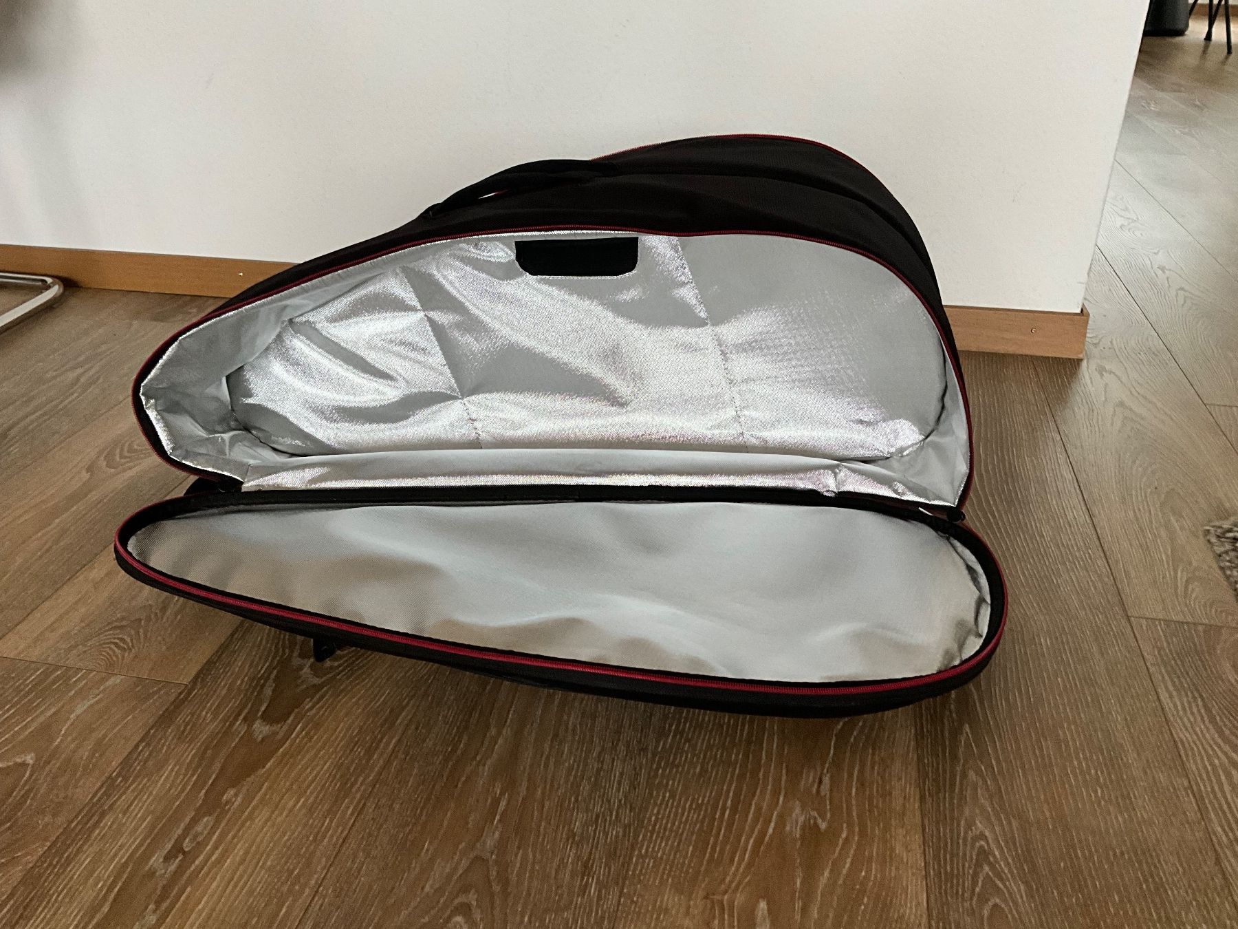 Roger Federer Borse: Roger Federer Tennistasche – Usato da Brugg AG venduto da AG512 5