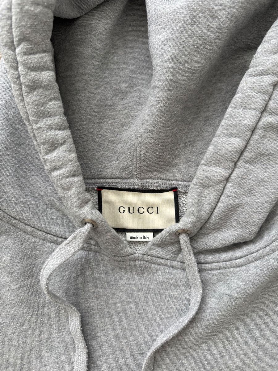 Gucci Pulls & Sweat-shirts: Gucci Kapuzenpullover grau – D'occasion à Rorschacherberg par drdupor 1