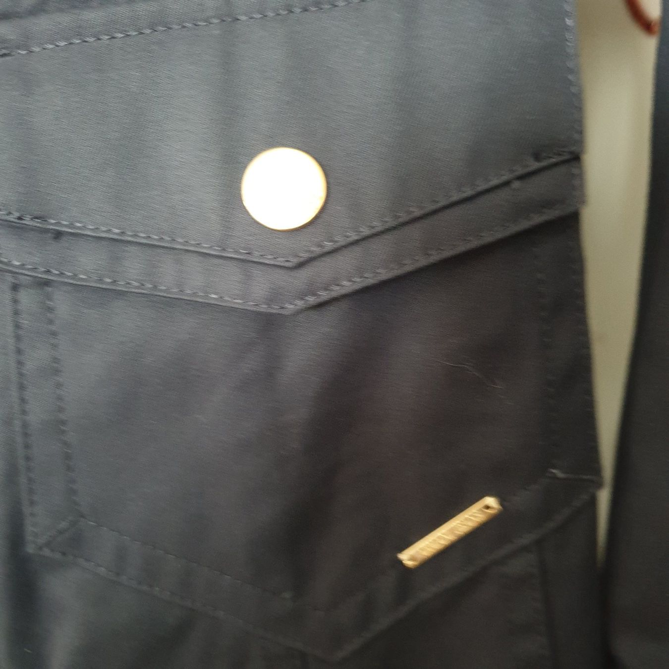 Armani Jacken: Armani Jeans schöne leichte Jacke Gr. 36 – Neu (gemäss Beschreibung) aus Frenkendorf von Moon111 4
