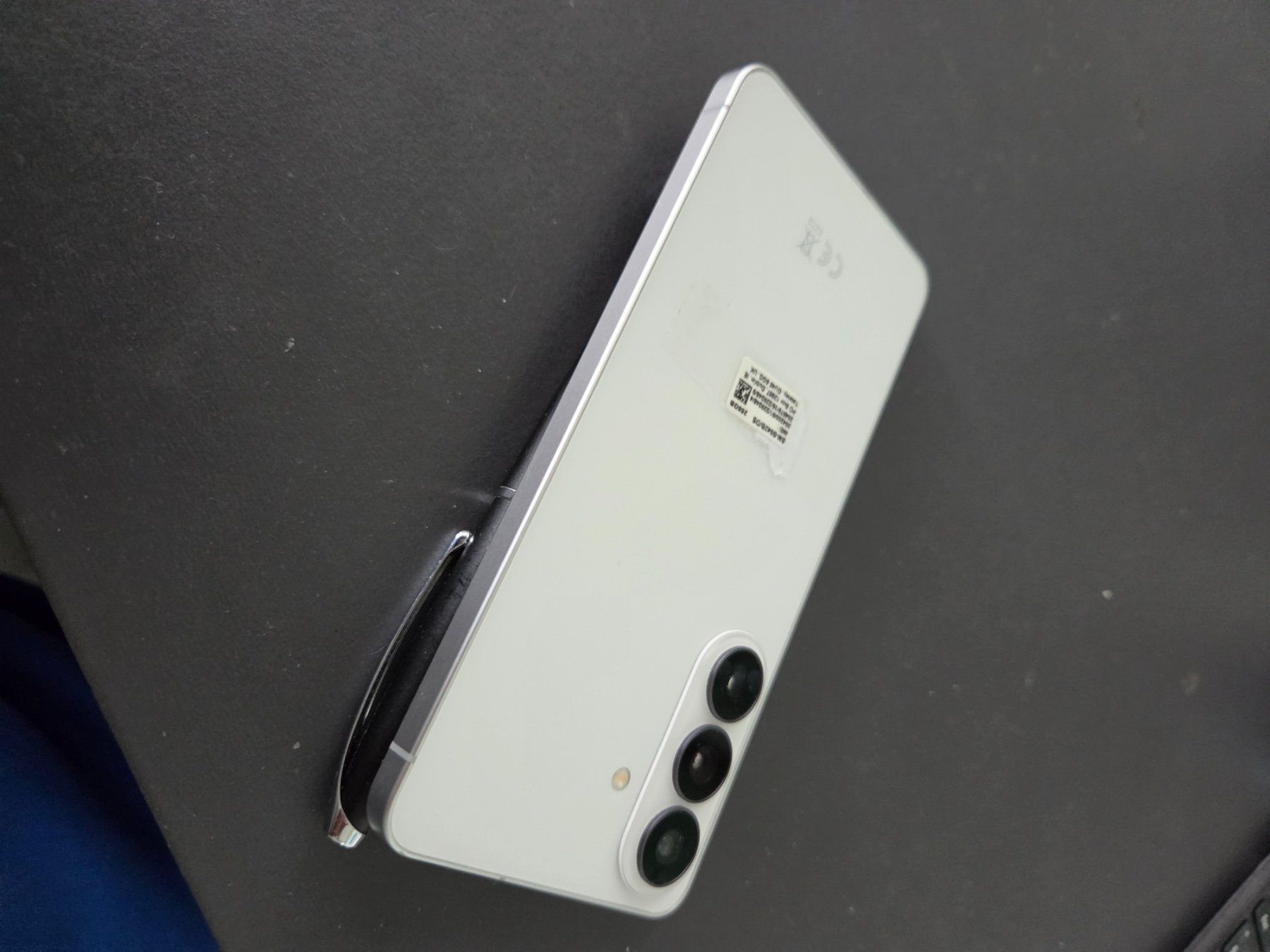 Samsung Handys / Smartphones: Samung Galaxy S26 256GB White – Gebraucht aus Zürich von RaimundBirri 1