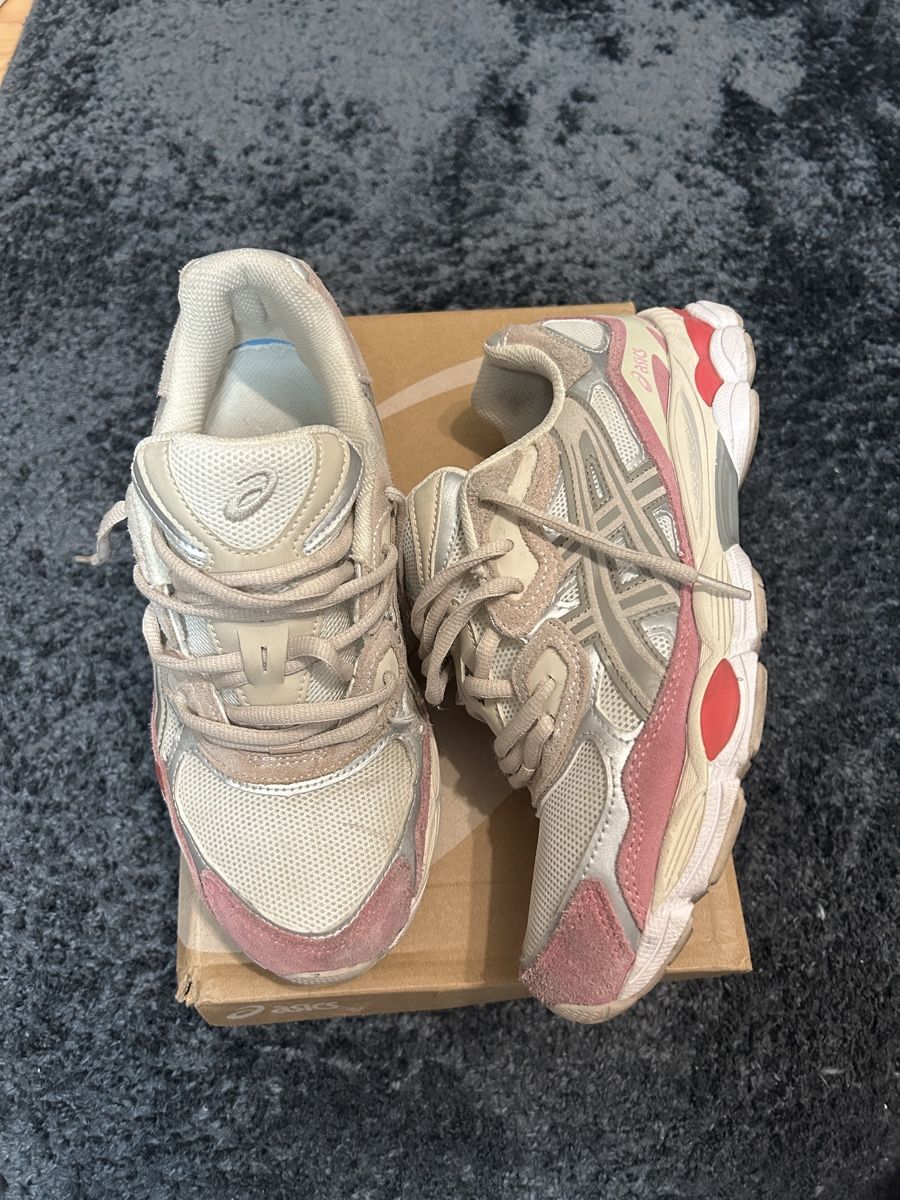 Herrenschuhe: Asics sneakers in pink – Gebraucht aus Zollikofen von Metrooo
