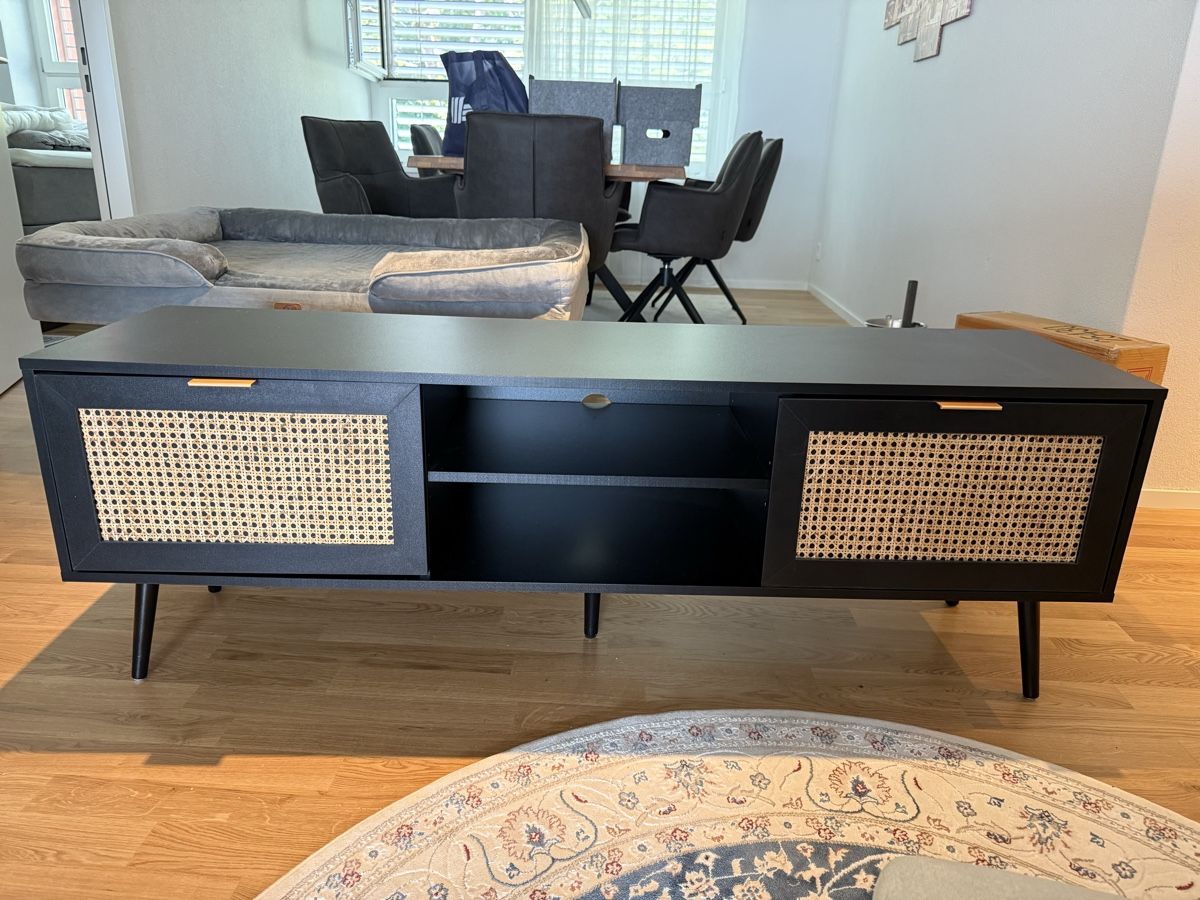 Beliani Cassettiere: Sideboard mit Rattanfronten schwarz neuwertig – Usato da Kriens venduto da Icardii_95