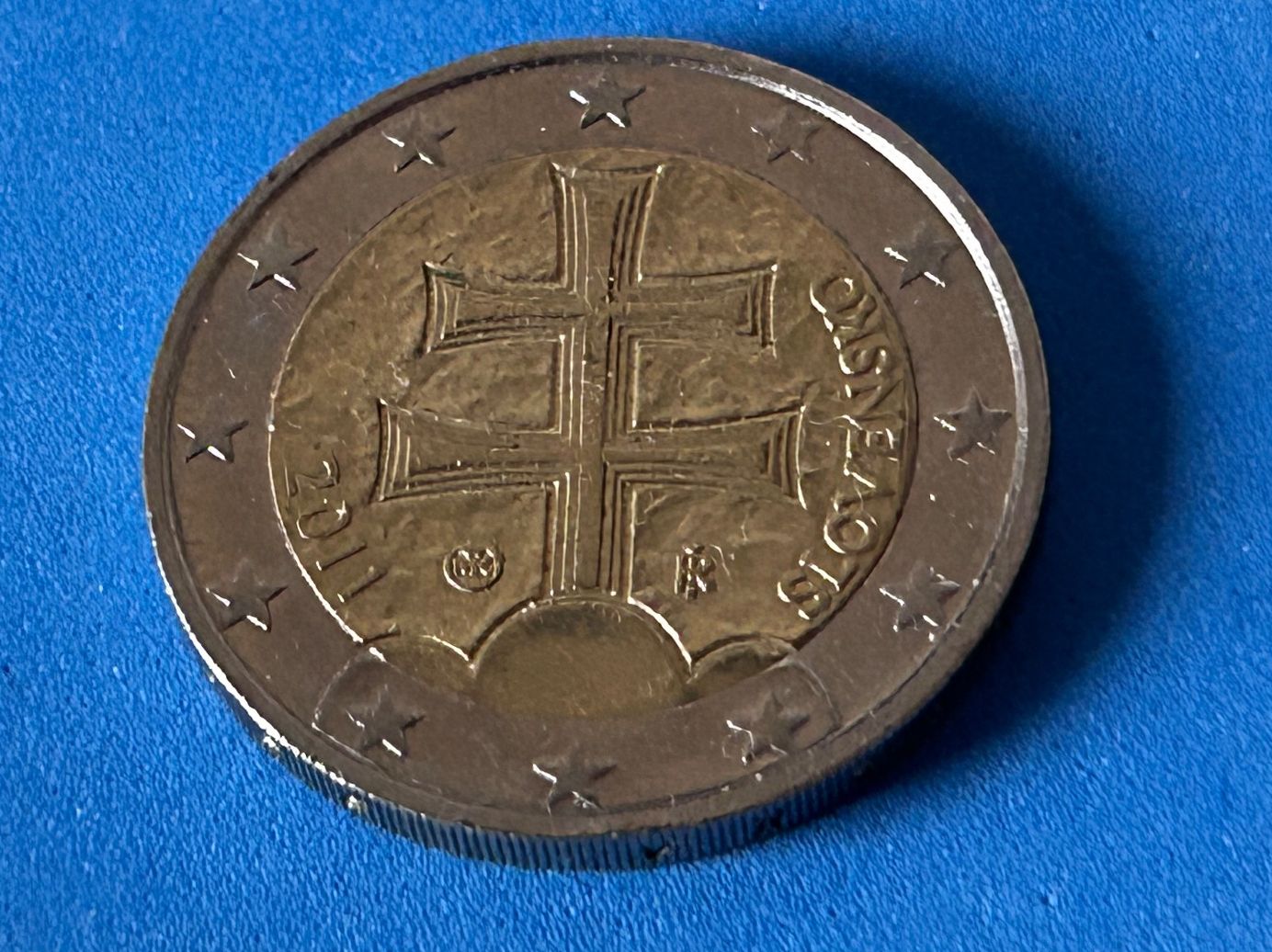 Tutti le monete: Slovakia - 2 Euro 2011 Circulated – Usato da Corcelles NE venduto da AJKader