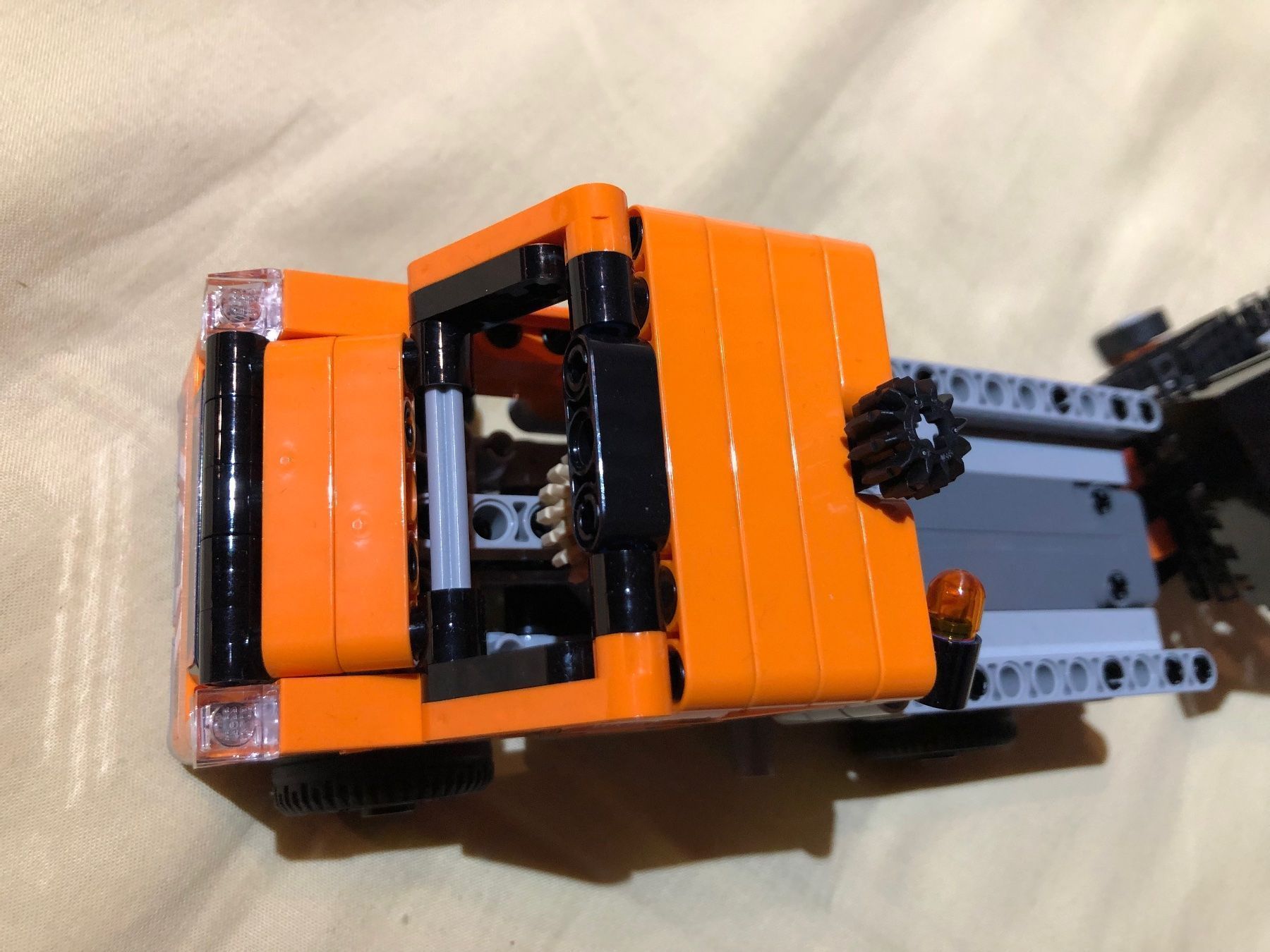 Lego Kit di costruzioni: Lego technique Camionnette/Pelleteuse – Usato da Oron-la-Ville venduto da W.XIX 2