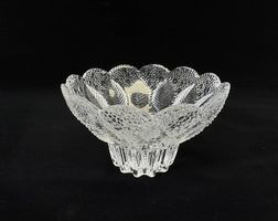 Relief-Glasschale Ø 12 cm - Dekorativ & Vintage