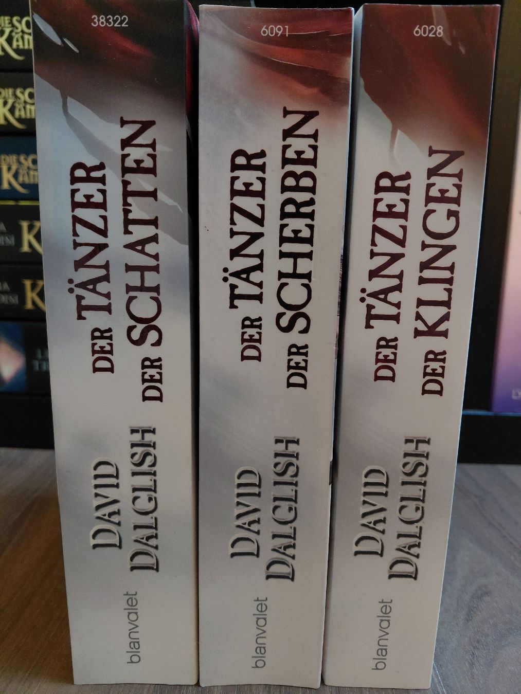 Libri: David Dalglish - Tänzer Trilogie – Usato da Solothurn venduto da adr_pw5k